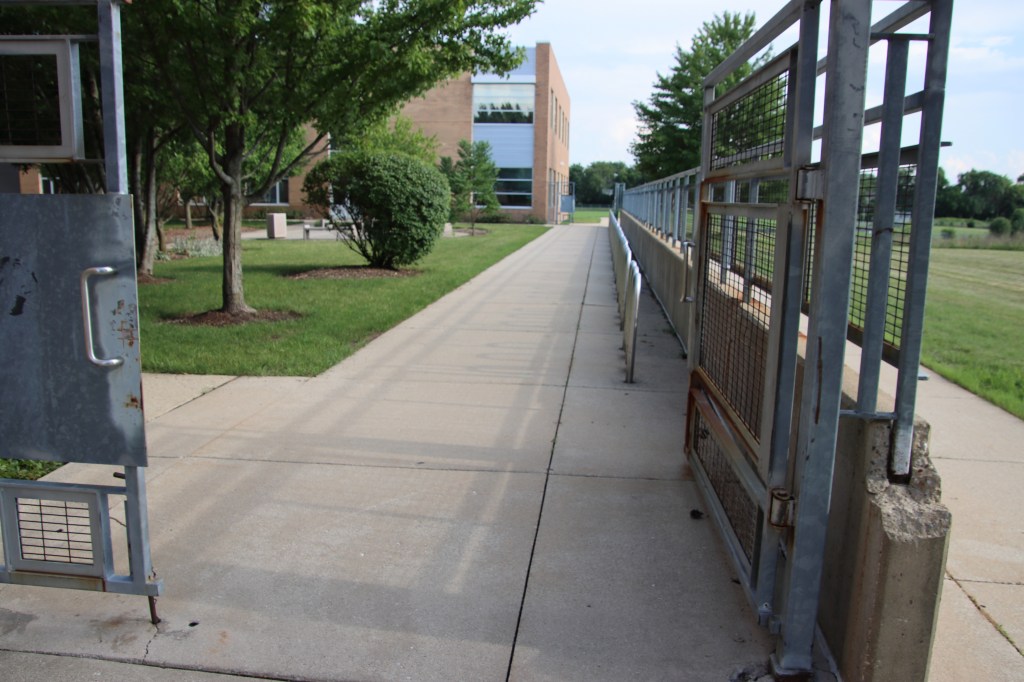 Cary Junior High School - Cary Community Consolidated School District 26